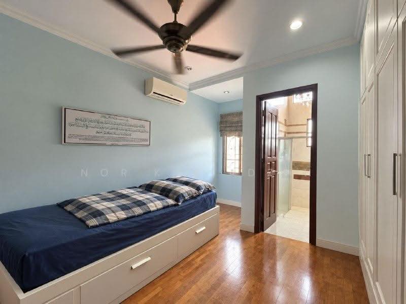 Rumah Teres 2-Tingkat untuk Dijual di Bukit Jelutong (Shah Alam) - Nor Khafadzah - Bedroom - PropertyGuru.com.my