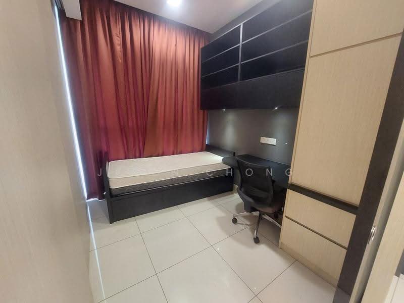Kediaman Servis untuk Dijual di Uptown Residences - Jason Chong - Bedroom - PropertyGuru.com.my