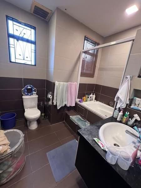 2-storey Terraced House for Sale in Sungai Long (Bandar Sungai Long) - Kaeryn Wong - Bathroom - PropertyGuru.com.my