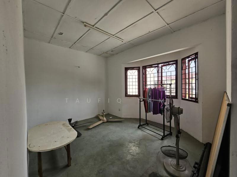 Rumah Teres 2-Tingkat untuk Dijual di Taman Mastiara (Jalan Ipoh) - Taufiq Tam - Interior - PropertyGuru.com.my
