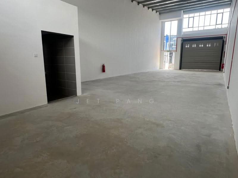 Factory for Rent in Taman Legenda Putra (Kulai) - Jet Pang - Interior - PropertyGuru.com.my