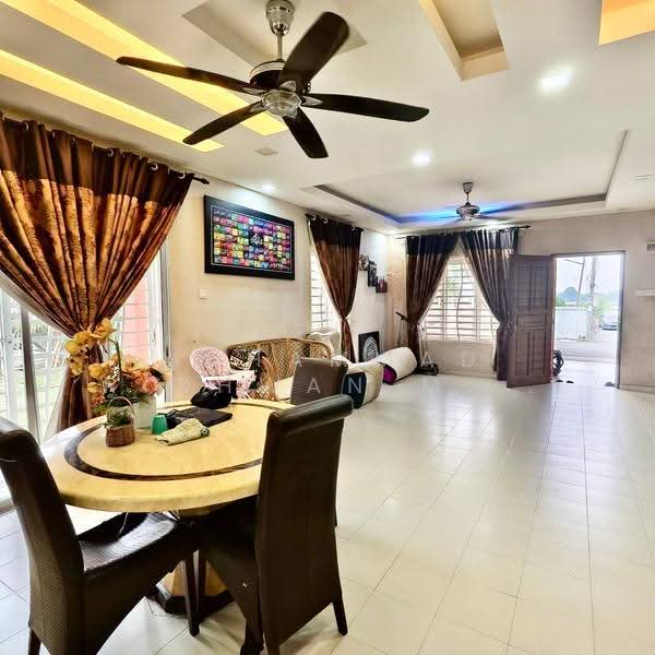 Rumah Teres 2-Tingkat untuk Dijual di Sepang (Selangor) - Muhammad Ridhwan Mohd Huzairi - Living Room - PropertyGuru.com.my