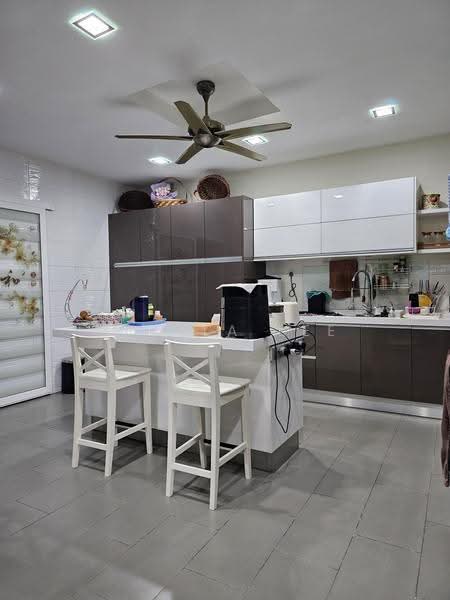 Rumah Berkembar untuk Dijual di Bandar Sungai Long (Selangor) - Stella Lee - Kitchen - PropertyGuru.com.my
