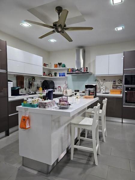 Rumah Berkembar untuk Dijual di Bandar Sungai Long (Selangor) - Stella Lee - Kitchen - PropertyGuru.com.my
