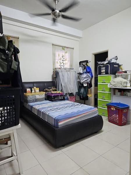 Rumah Berkembar untuk Dijual di Bandar Sungai Long (Selangor) - Stella Lee - Bedroom - PropertyGuru.com.my