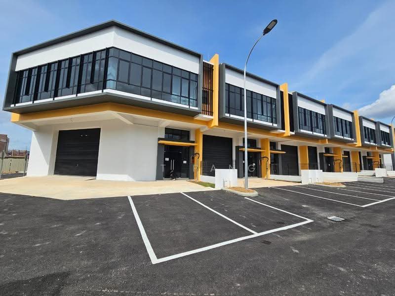 Factory for Rent in Taman Lagenda Putra (Kulai) - Jet Pang - Exterior - PropertyGuru.com.my
