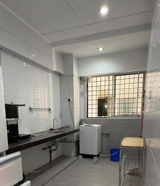Kondominium untuk Dijual di Forest Green - Kaeryn Wong - Kitchen - PropertyGuru.com.my