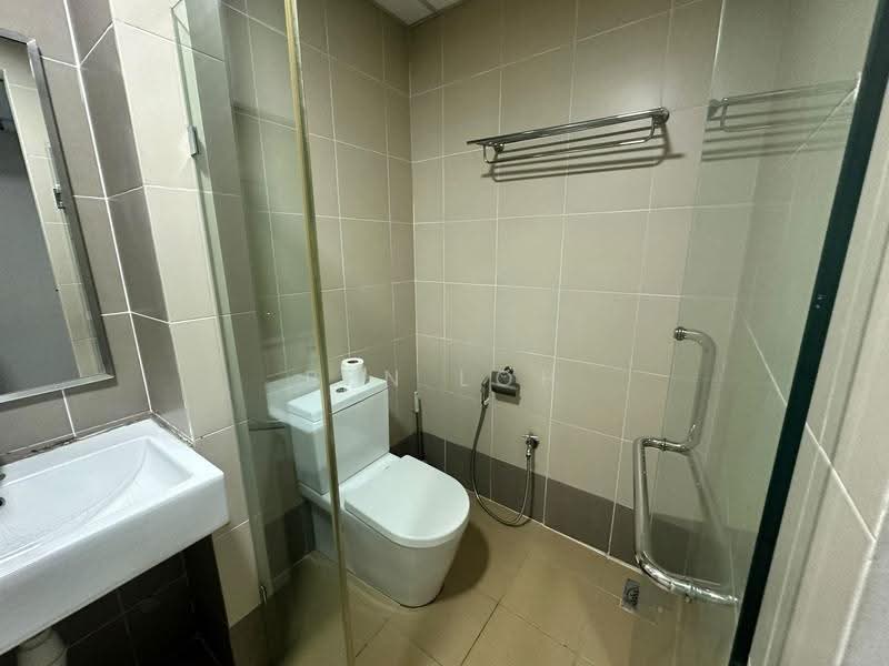 Kediaman Servis untuk Disewa di Centrestage Designer Suite - Ben Loh - Bathroom - PropertyGuru.com.my