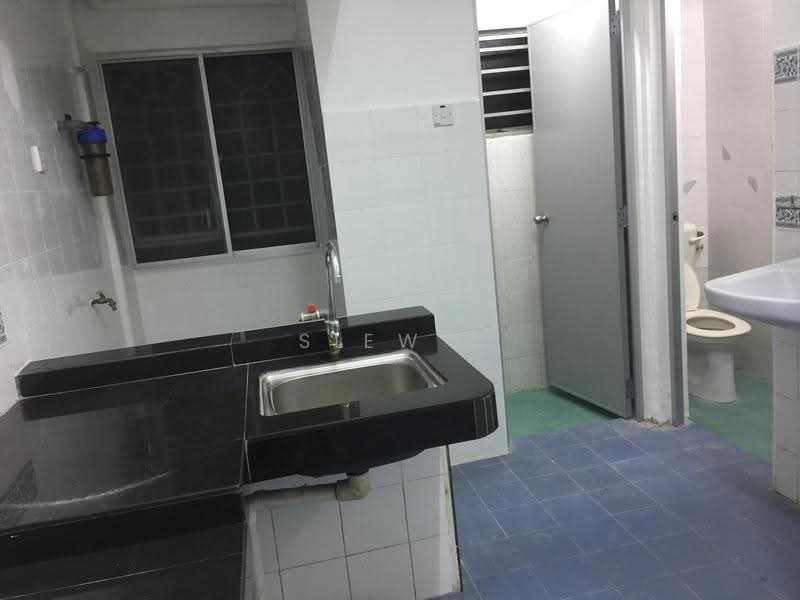 Apartment for Sale at Sri Anggerik 2 - Siew . - Kitchen - PropertyGuru.com.my