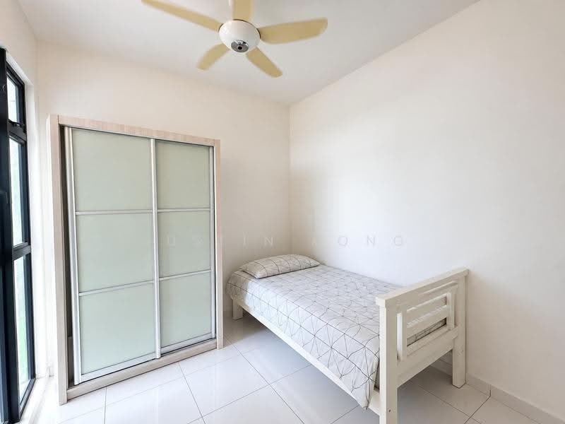 Service Residence for Sale at Sky Loft Premium Suites - Justin Kong - Bedroom - PropertyGuru.com.my