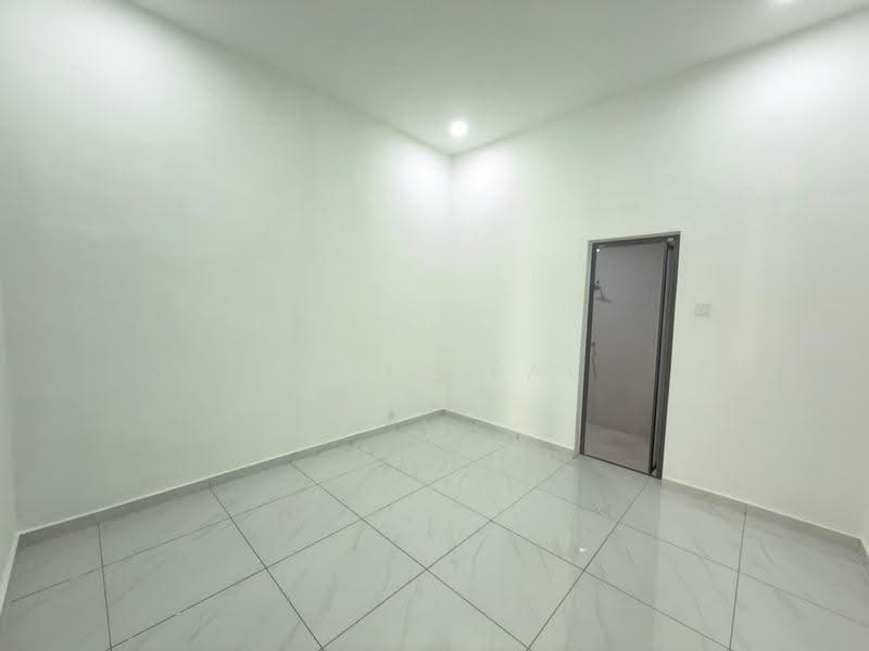 Semi-Detached House for Sale in Taman Sri Putri (Skudai) - Lewis Tai - PropertyGuru.com.my