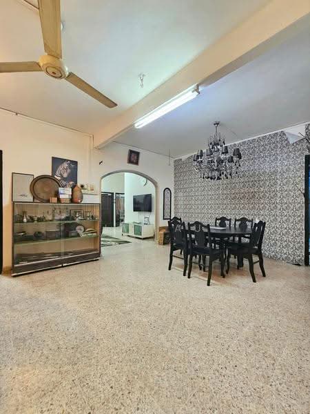 Rumah Banglo untuk Dijual di Taman Kebun Teh (Johor Bahru) - JAN AU - Living Room - PropertyGuru.com.my