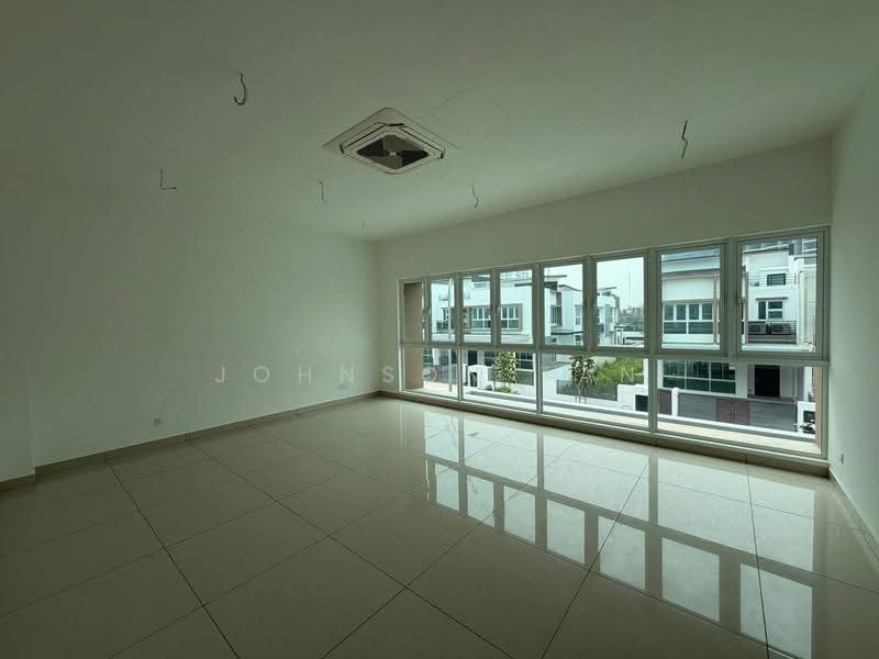 Semi-Detached House for Sale in Taman Ponderosa (Johor Bahru) - Johnson Tan - Living Room - PropertyGuru.com.my