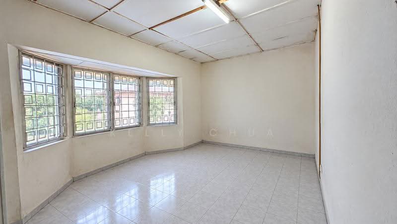 Rumah Teres 2-Tingkat untuk Dijual di Bandar Putra Permai (Seri Kembangan) - Kelly Chua - PropertyGuru.com.my