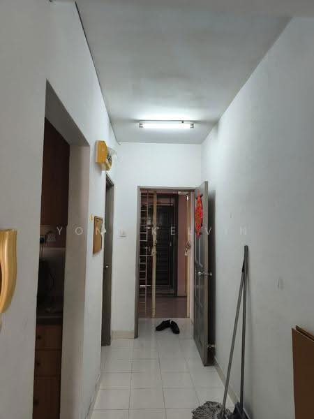 Kondominium untuk Disewa di Puncak Banyan - Yong Kelvin - Corridor - PropertyGuru.com.my