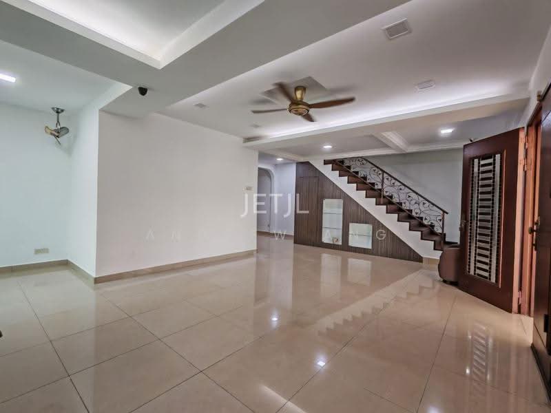 2-storey Terraced House for Sale in Taman Sentosa (Klang) - Andrew Ang - Living Room - PropertyGuru.com.my