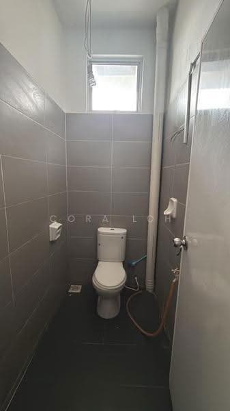 Shop / Office for Rent in Taman Pulai Flora (Skudai) - Cora Loh - Bathroom - PropertyGuru.com.my