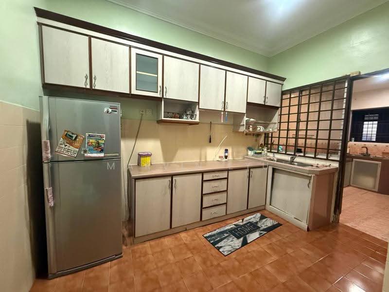 Rumah Teres 1-Tingkat untuk Disewa di Taman Johor Jaya (Johor Bahru) - Marvin Eyu - Kitchen - PropertyGuru.com.my