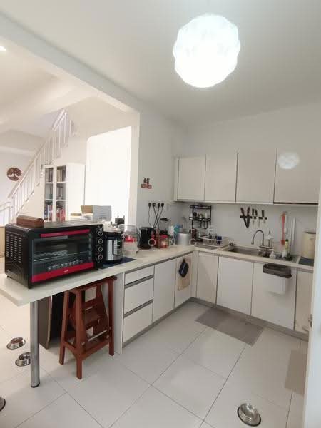 Townhouse for Sale in D'alpinia (Puchong) - YEN KEE LIONG - Kitchen - PropertyGuru.com.my