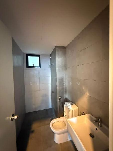 Kondominium untuk Disewa di M Astra - CK Teong - Bathroom - PropertyGuru.com.my