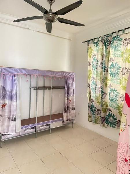 Kondominium untuk Dijual di Platinum Lake PV 13 - Amber Ng - Bedroom - PropertyGuru.com.my