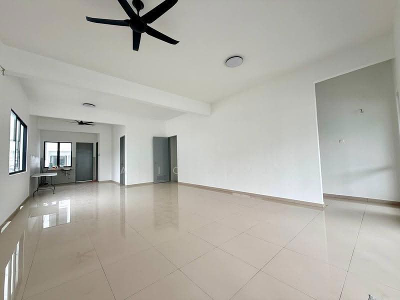 2-storey Terraced House for Rent in Kajang (Selangor) - Aniq Azmi - Living Room - PropertyGuru.com.my