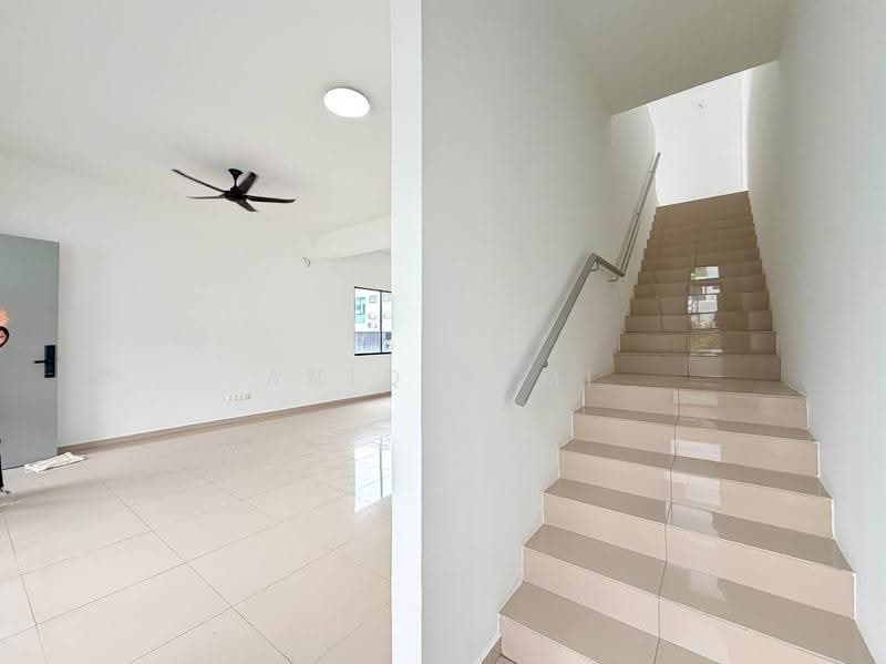 2-storey Terraced House for Rent in Kajang (Selangor) - Aniq Azmi - Living Room - PropertyGuru.com.my