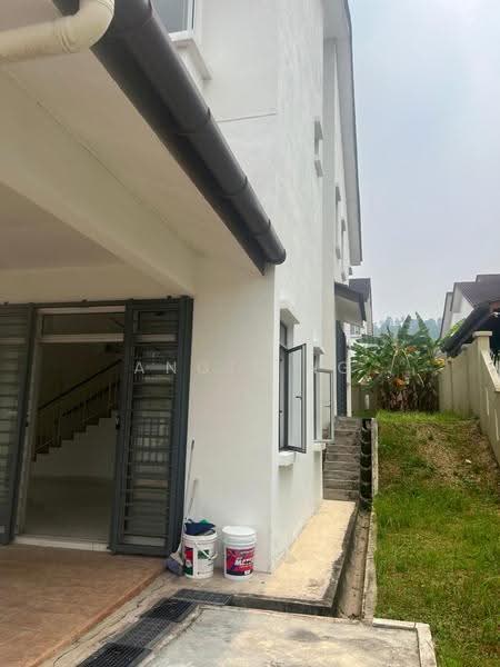 Rumah Berkembar untuk Dijual di Kota Emerald (Rawang) - Angie Ng - Exterior - PropertyGuru.com.my