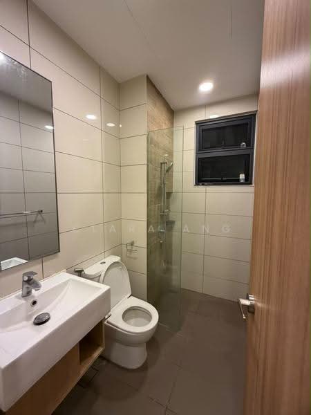 Service Residence for Sale at Avara - Clara Ang - Bathroom - PropertyGuru.com.my