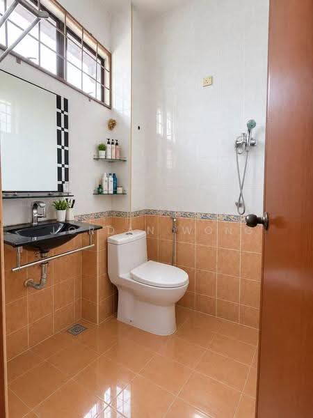 2-storey Terraced House for Sale in Permas Jaya (Johor) - Jordan Wong - Bathroom - PropertyGuru.com.my
