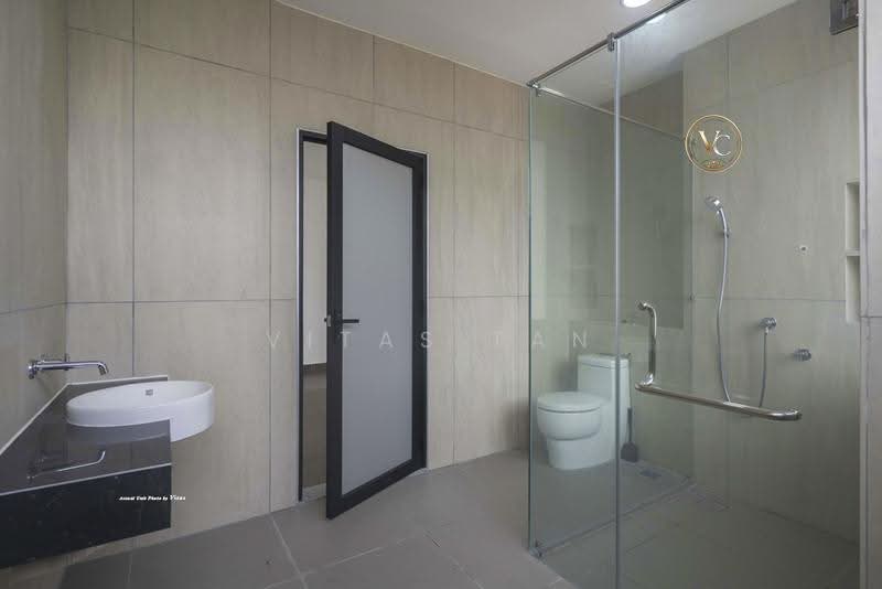 Semi-Detached House for Sale in Setia Damai (Setia Alam) - Vitas Tan - Bathroom - PropertyGuru.com.my