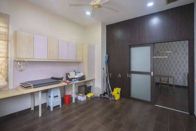 Semi-Detached House for Sale in Setia Damai (Setia Alam) - Vitas Tan - Study - PropertyGuru.com.my
