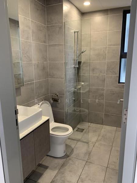 Service Residence for Rent at Millerz Square Serviced Residence - Alvin Lee - Bathroom - PropertyGuru.com.my