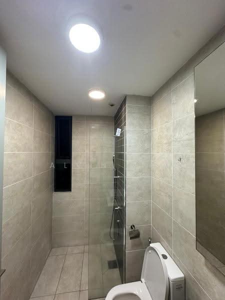 Kondominium untuk Disewa di Millerz Square Serviced Residence - Alvin Liau - Bathroom - PropertyGuru.com.my