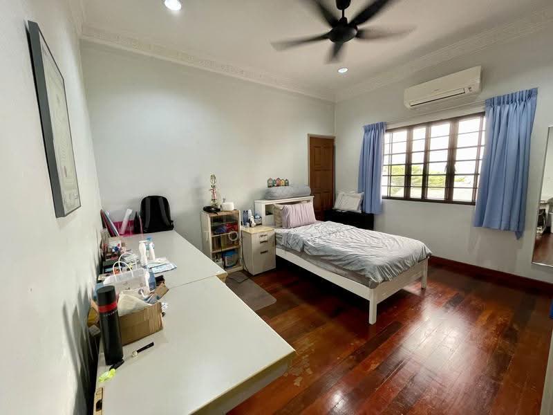 Rumah Banglo untuk Dijual di Pekan Batu 9 (Cheras) - Tom Ip - PropertyGuru.com.my