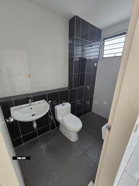 2-storey Terraced House for Rent in Setia Alam (Selangor) - Tracy Chua - Bathroom - PropertyGuru.com.my