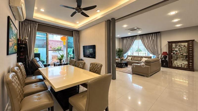 Semi-Detached House for Sale in Taman Anggun (Rawang) - Tiffany Yang - Living Room - PropertyGuru.com.my