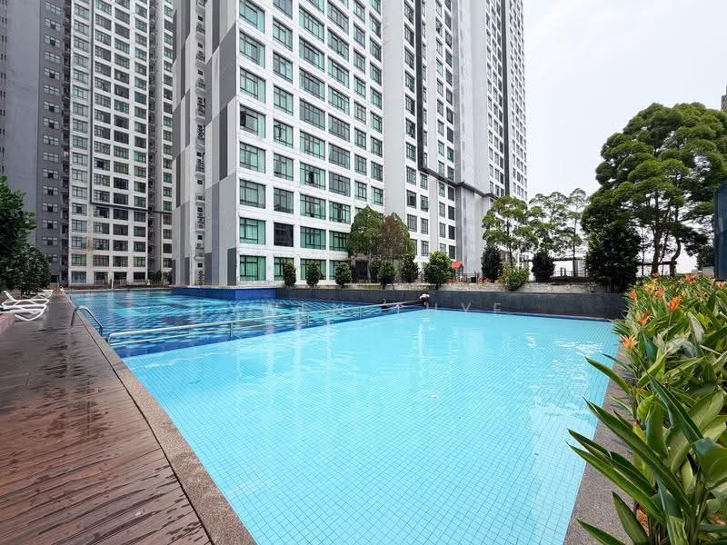 Kediaman Servis untuk Dijual di D'Summit Residences - Lywen Thye - PropertyGuru.com.my