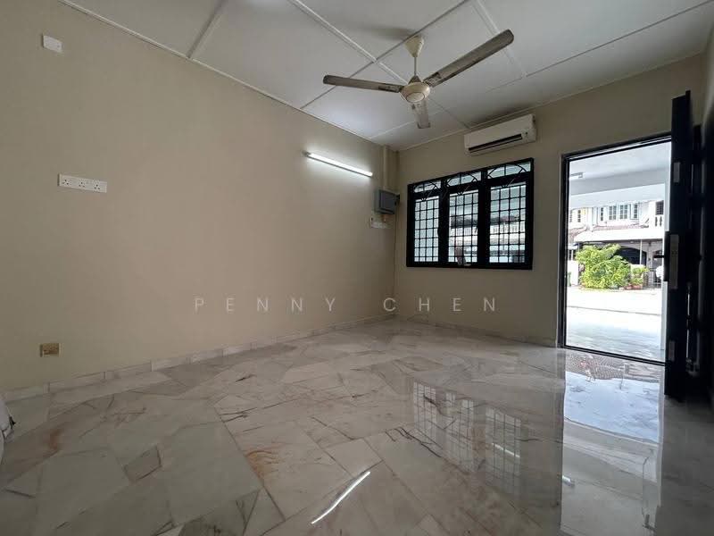 1-storey Terraced House for Sale in Bercham (Ipoh) - PENNY CHEN - Living Room - PropertyGuru.com.my
