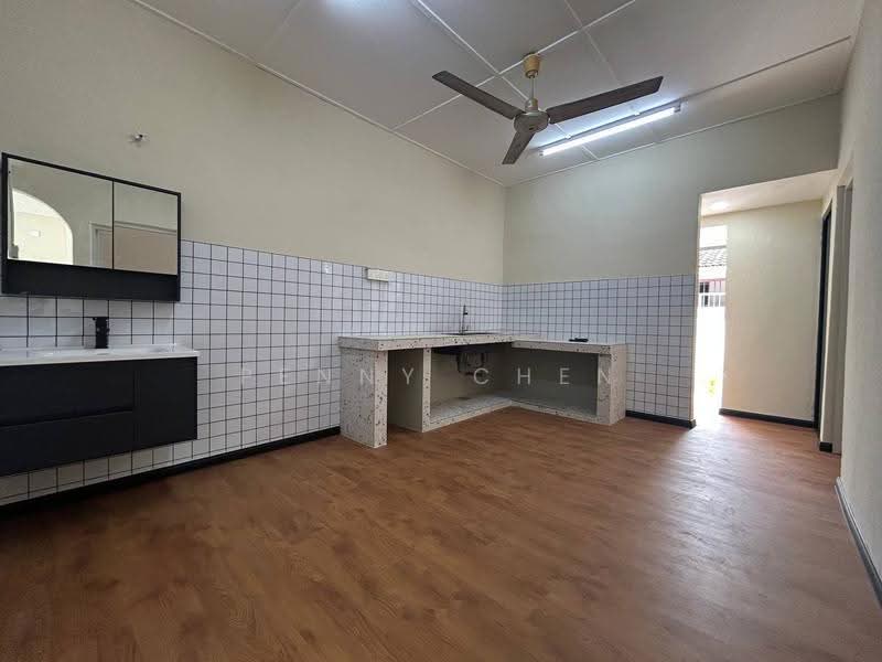 1-storey Terraced House for Sale in Bercham (Ipoh) - PENNY CHEN - Kitchen - PropertyGuru.com.my