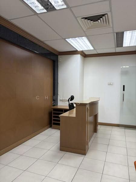 Pejabat untuk Dijual di KLCC (KL City Centre) - Chen Kah Seng - Entrance - PropertyGuru.com.my