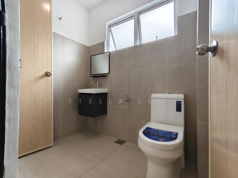 2-storey Terraced House for Sale in Bandar Sungai Long (Selangor) - Stella Lee - Bathroom - PropertyGuru.com.my