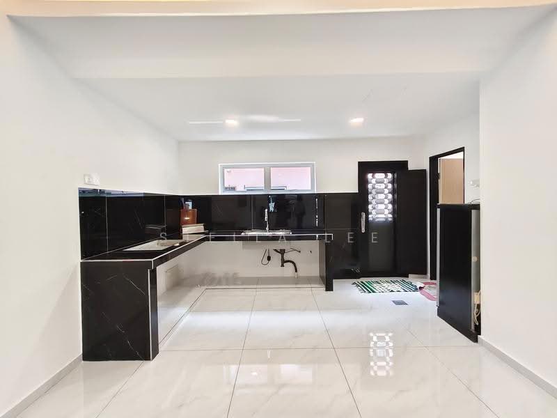 2-storey Terraced House for Sale in Bandar Sungai Long (Selangor) - Stella Lee - Kitchen - PropertyGuru.com.my