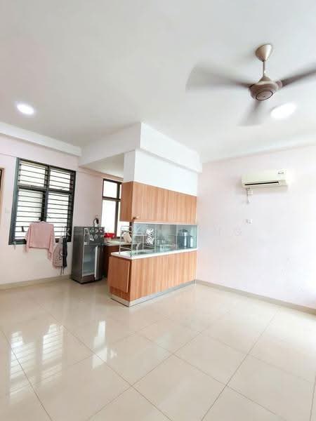 Service Residence for Sale at Palazio - Karen Heng - Kitchen - PropertyGuru.com.my