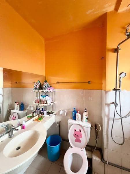 3-storey Terraced House for Sale in Taman Bukit Permata (Selayang) - Shafiq Amerudin - Bathroom - PropertyGuru.com.my