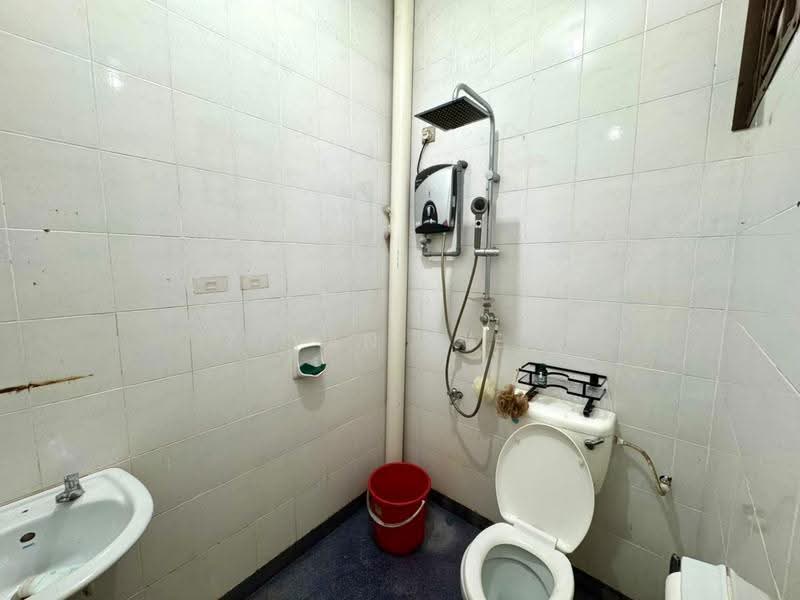 1-storey Terraced House for Sale in Taman JP Perdana (Johor Bahru) - Ziyan Liew - Bathroom - PropertyGuru.com.my