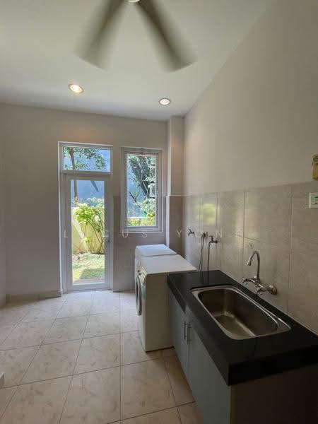 Bungalow House for Rent in Bukit Gita Bayu, Bluwater Estate, The Mines Resort (Seri Kembangan) - Lucus Yong - Exterior - PropertyGuru.com.my