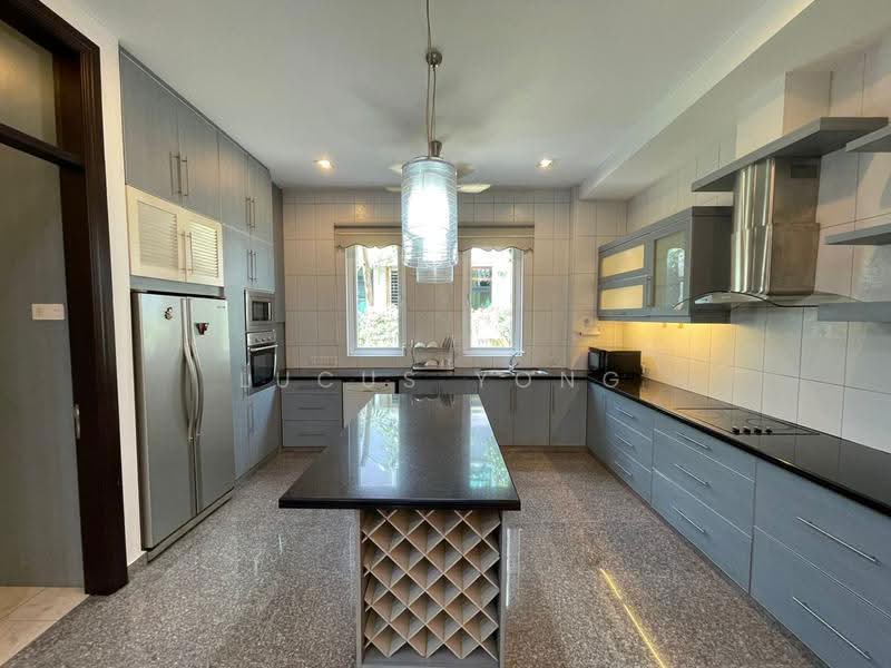 Bungalow House for Rent in Bukit Gita Bayu, Bluwater Estate, The Mines Resort (Seri Kembangan) - Lucus Yong - Kitchen - PropertyGuru.com.my