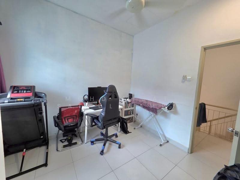 Rumah Teres 2-Tingkat untuk Dijual di Taman Pelangi Semenyih 2 (Semenyih) - Mohd Aizat Saiful Bahri - Study - PropertyGuru.com.my