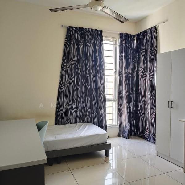 Kondominium untuk Disewa di Platinum Lake PV 20 - Amirul Ami - Bedroom - PropertyGuru.com.my